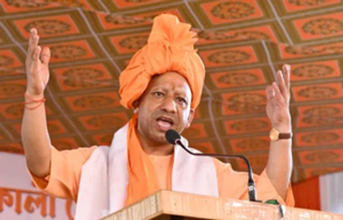 पाकिस्तान मानवता का कैंसर... बिना ऑपरेशन इलाज संभव नहीं : सीएम योगी